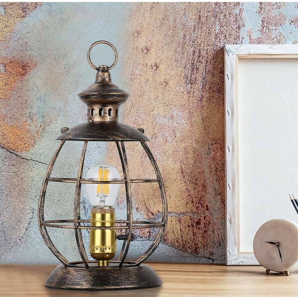 2 plug in lamps